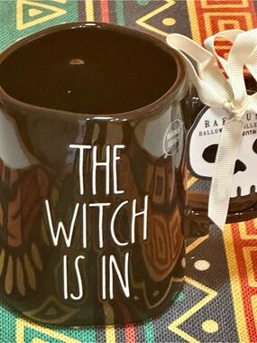 Spooky Season Essential! 🖤 Rae Dunn "THE WITCH IS IN" Halloween Mug NWT 💀